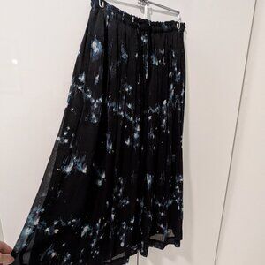 Pas de Calais Pleated Midi Skirt